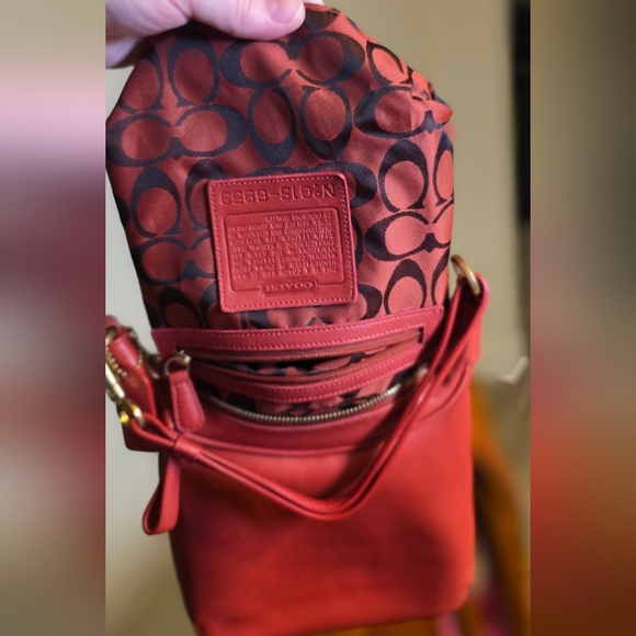 Coach Amanda Red Hobo - Picture 7 of 9